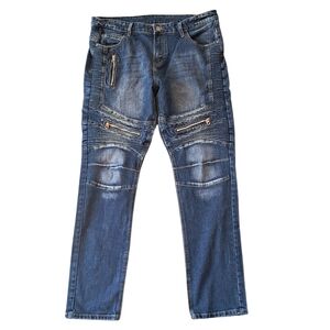 Relaxed Fit Denim Jeans with Zipper Accents